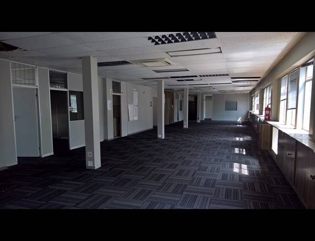13,251M² WAREHOUSE TO LET IN WADEVILLE